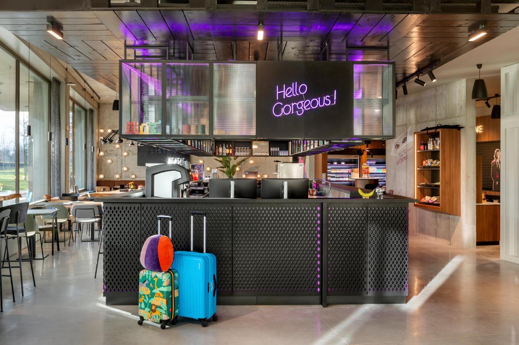 Hotel Moxy Amberes Exterior foto