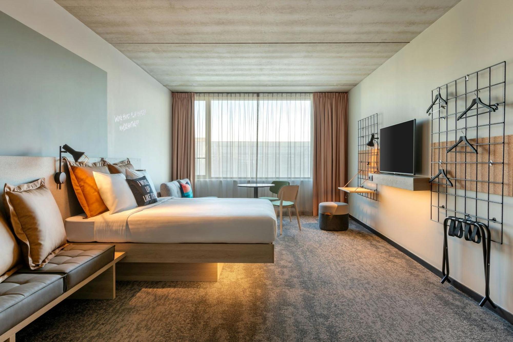 Hotel Moxy Amberes Exterior foto
