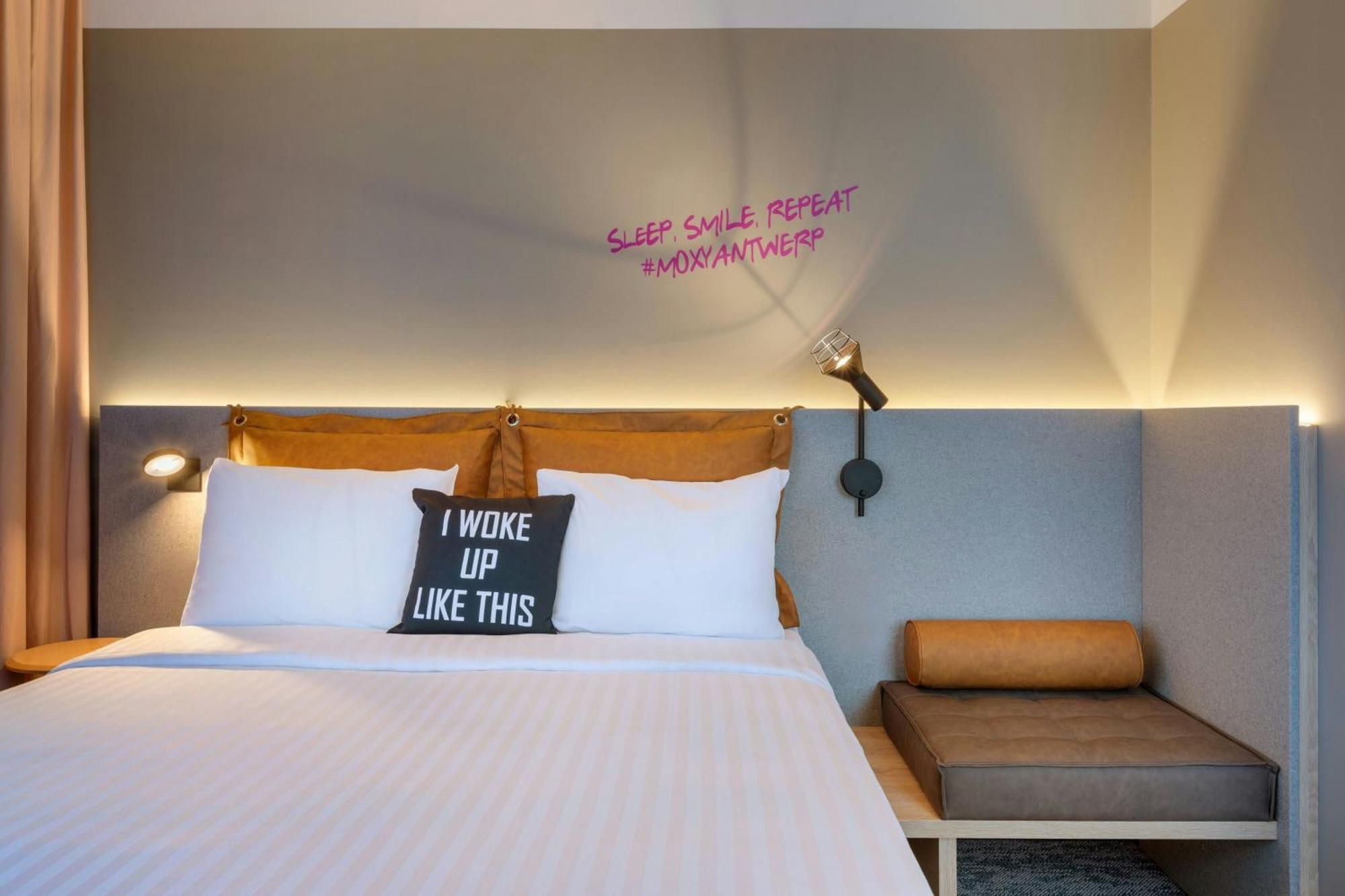 Hotel Moxy Amberes Exterior foto