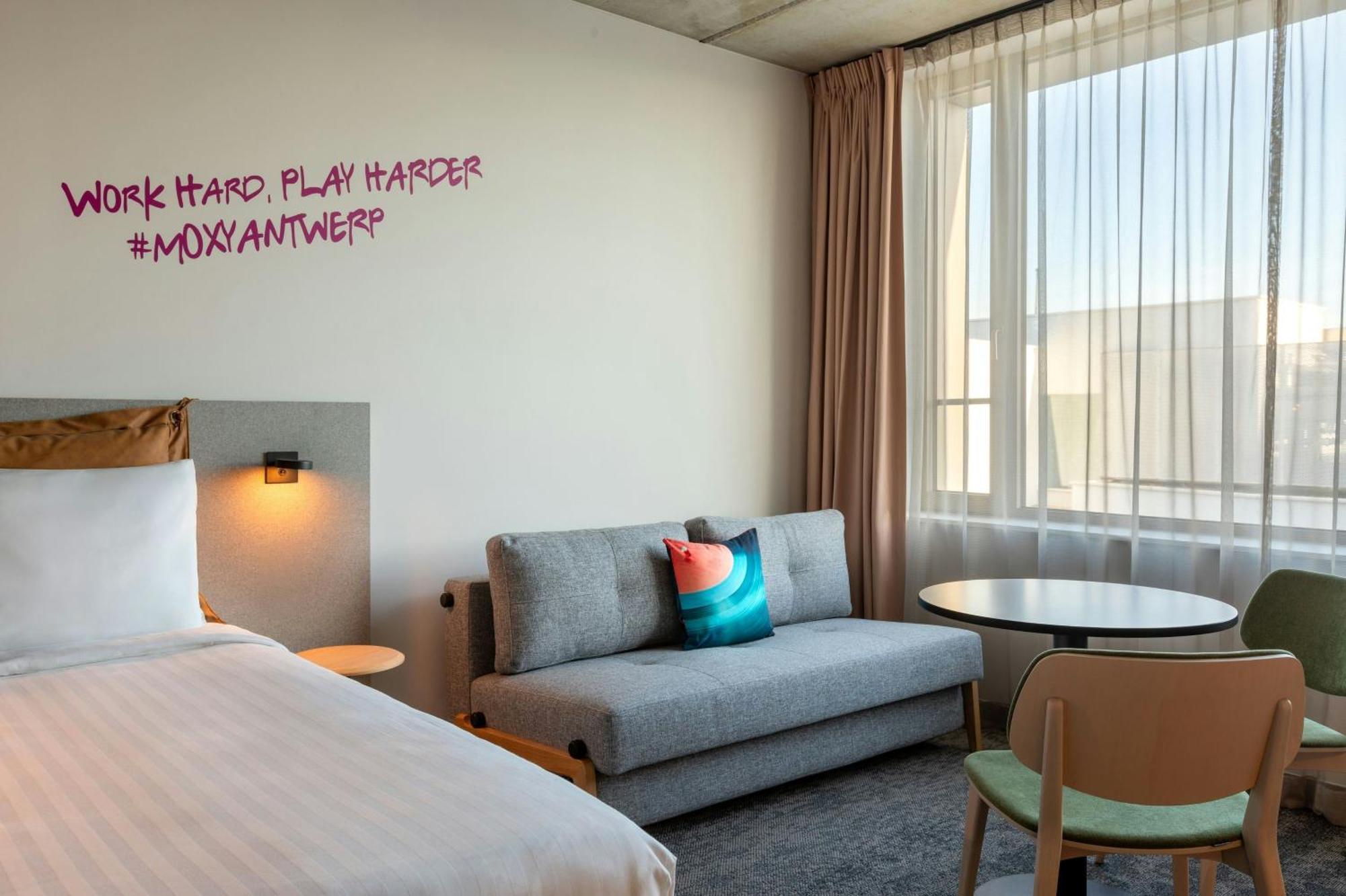 Hotel Moxy Amberes Exterior foto